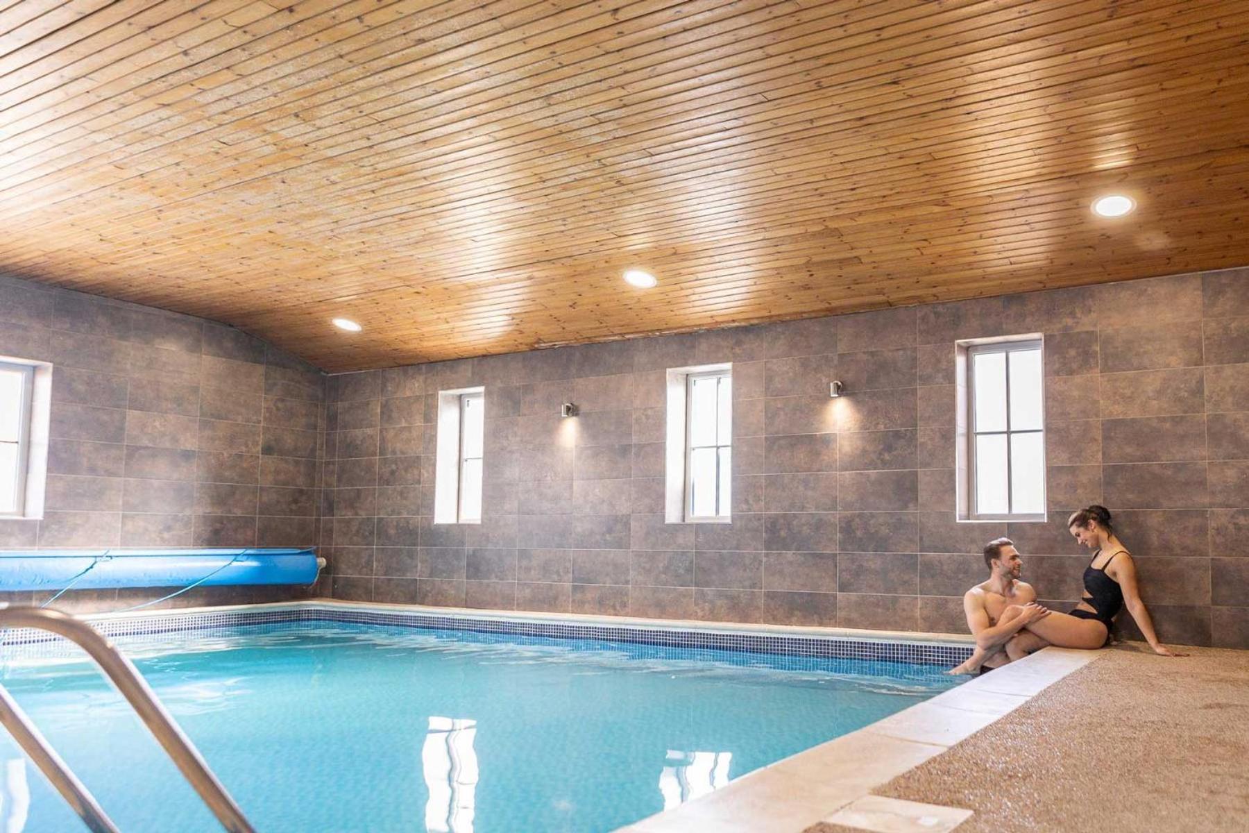 Killerby Old Hall With Hot Tub And Swimming Pool Scarborough Exterior foto